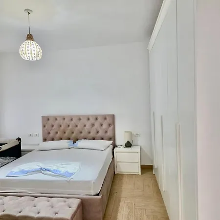 Apartment Lear Berat