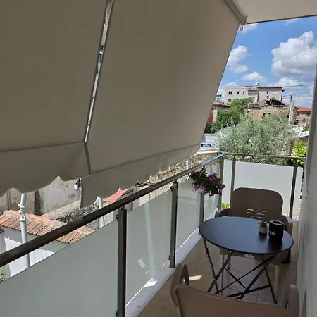 Lear Διαμέρισμα Μπεράτ